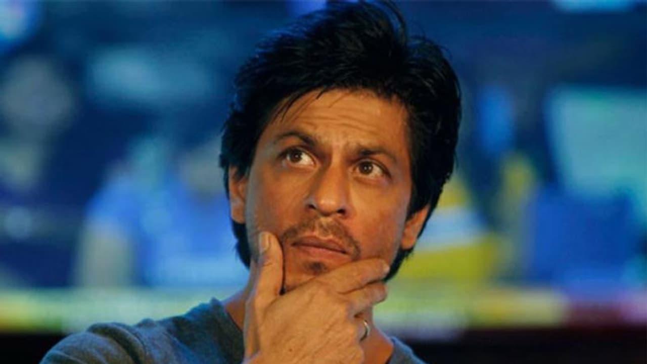 अब साउथ फिल्मों में भी धमाल मचाने की तैयारी में किंग खान अब साउथ फिल्मों में भी धमाल मचाने की तैयारी में किंग खान