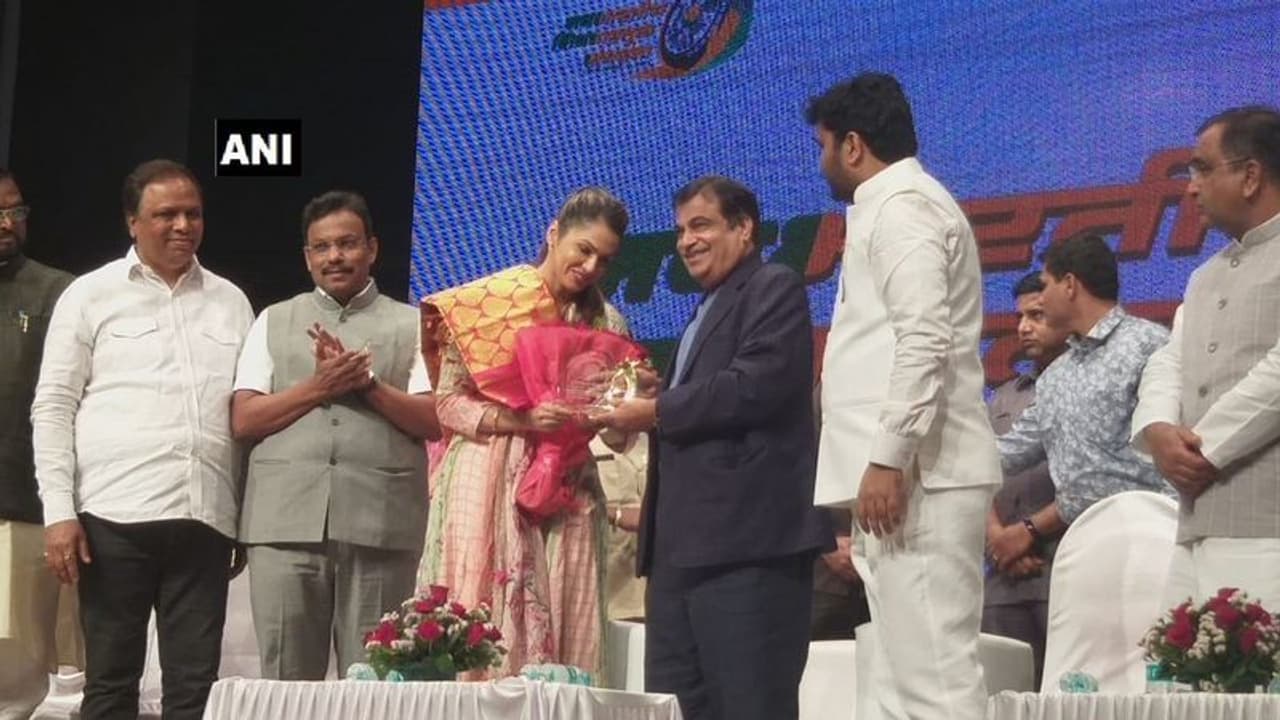 ‘ಸೂರ್ಯವಂಶ’ಚಿತ್ರದ ಖ್ಯಾತ ನಟಿ ಬಿಜೆಪಿಗೆ ಸೇರ್ಪಡೆ ‘ಸೂರ್ಯವಂಶ’ಚಿತ್ರದ ಖ್ಯಾತ ನಟಿ ಬಿಜೆಪಿಗೆ ಸೇರ್ಪಡೆ