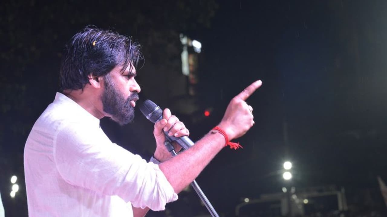 లాంగ్ మార్చ్ ను ఆపడానికి జగన్ సర్కార్ కుట్రలు: పవన్ కళ్యాణ్