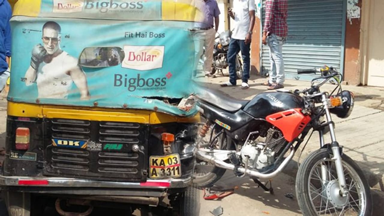 Parking at no parking zone: Motorist crashes into illegally parked auto