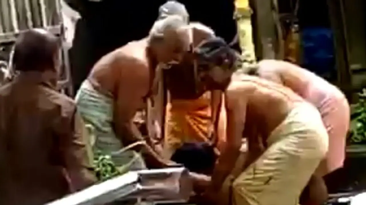 வெளியேற்றப்படும் பிராமணர்கள்... கோயில் குருக்களின் வைரல் ஆடியோ... குஷியில் பெரியாரிஸ்ட் மற்றும் இடதுசாரிகள்.! வெளியேற்றப்படும் பிராமணர்கள்... கோயில் குருக்களின் வைரல் ஆடியோ... குஷியில் பெரியாரிஸ்ட் மற்றும் இடதுசாரிகள்.!