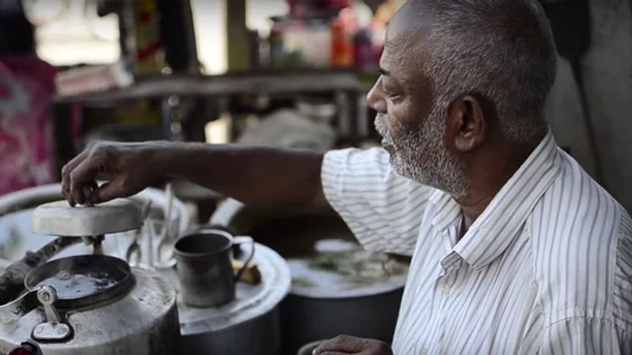 ചായക്കട നടത്തുന്ന പ്രകാശ് റാവു, 'പത്മശ്രീ പ്രകാശ് റാവു' ആയത് ഇങ്ങനെ; ആര്‍ക്കും പ്രചോദനമാണ് ഈ ജീവിതം