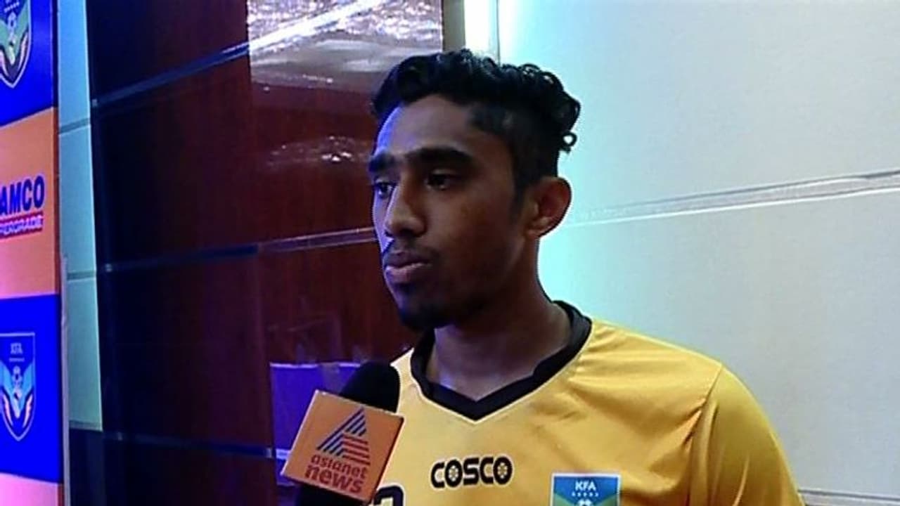 സന്തോഷ് ട്രോഫിയില് കേരളത്തിനുമുണ്ടൊരു മുഹമ്മദ് സലാ സന്തോഷ് ട്രോഫിയില് കേരളത്തിനുമുണ്ടൊരു മുഹമ്മദ് സലാ