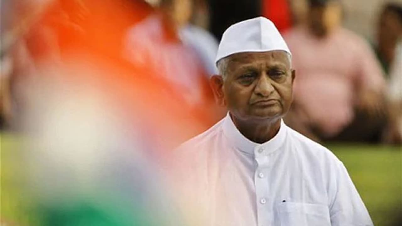 మరోసారి నిరాహారదీక్షకు దిగిన అన్నాహజారే మరోసారి నిరాహారదీక్షకు దిగిన అన్నాహజారే