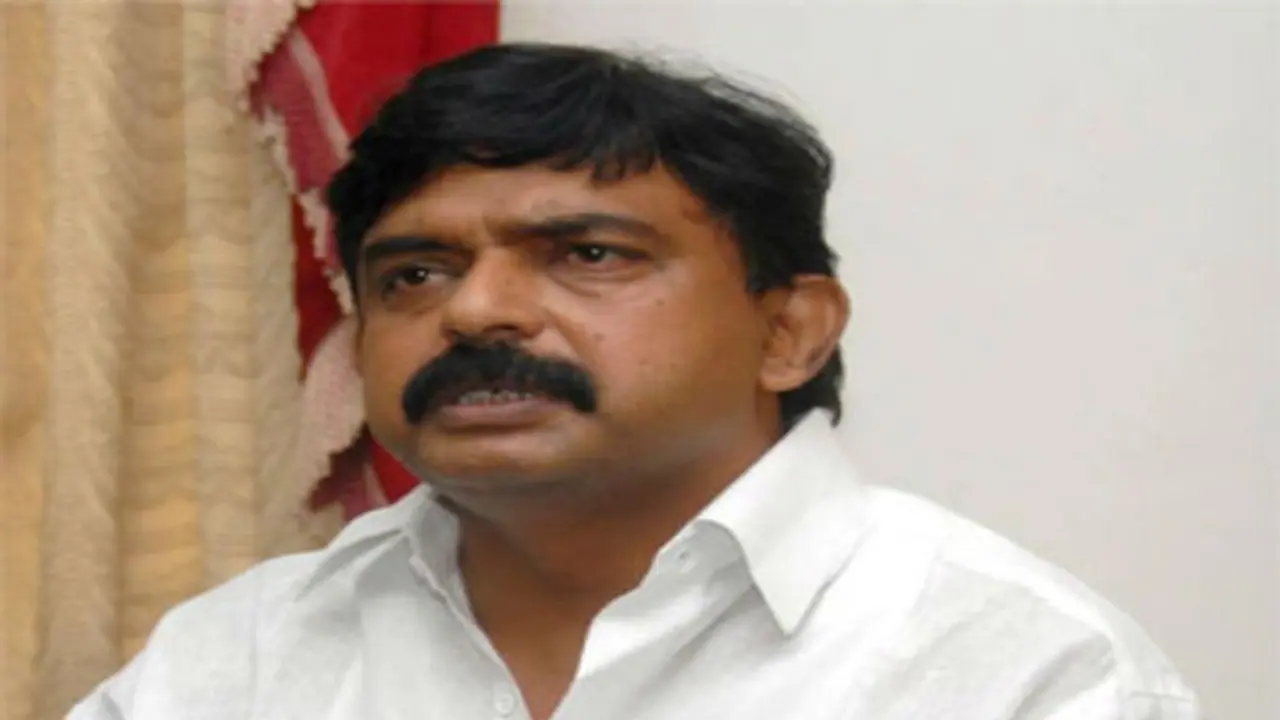 అమిత్ షాతో చంద్రబాబు ప్రేమాయణం...లవ్ లెటర్లు కూడా: పేర్ని నాని