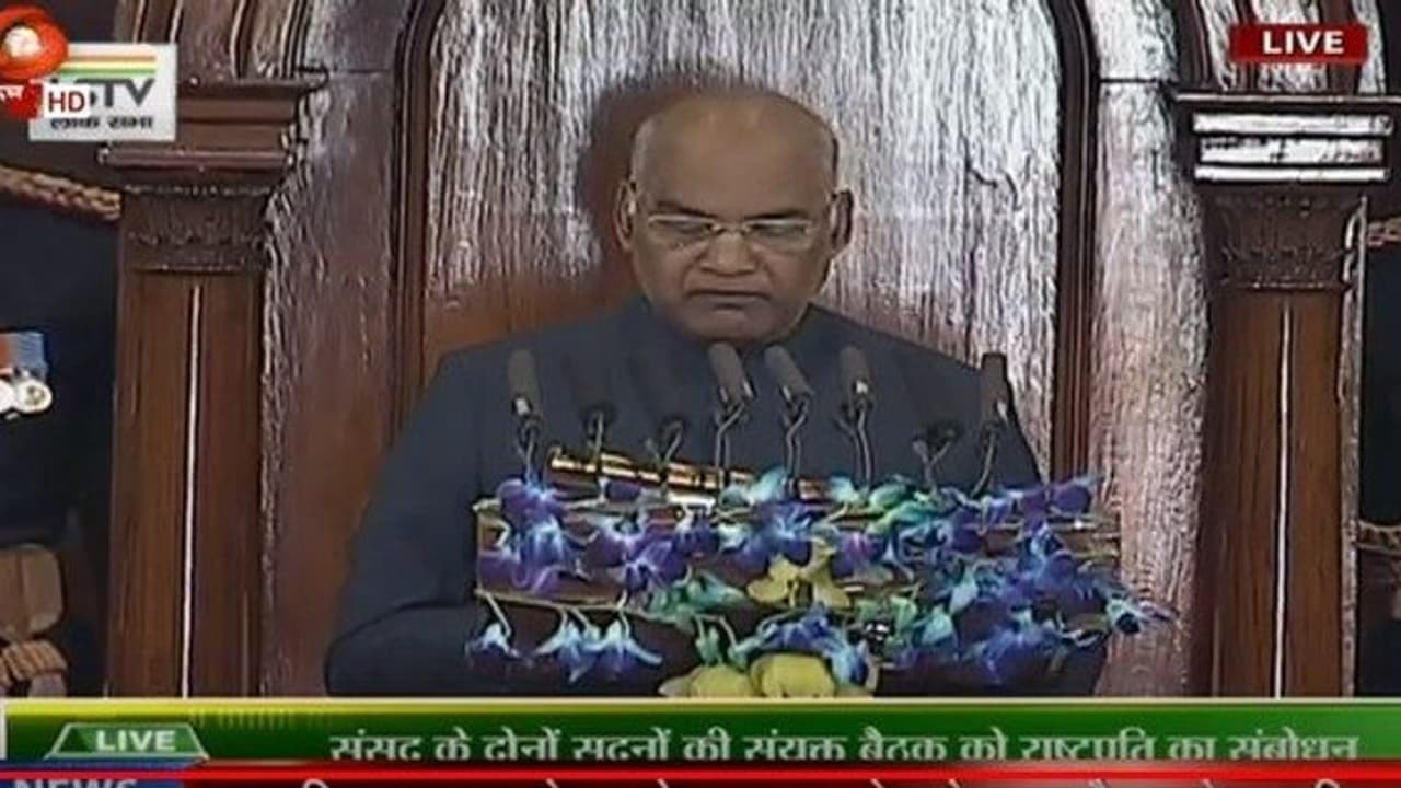 सरकार ने लोगों की नई आशा दी, देश का मान बढ़ाया, सर्जिकल स्ट्राइक  ‘नई नीति और नई रीति’ का परिचय : राष्ट्रपति