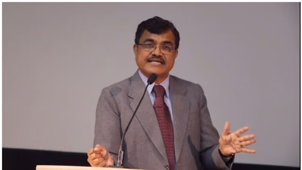 'Urban naxal' Anand Teltumbde arrested, granted bail