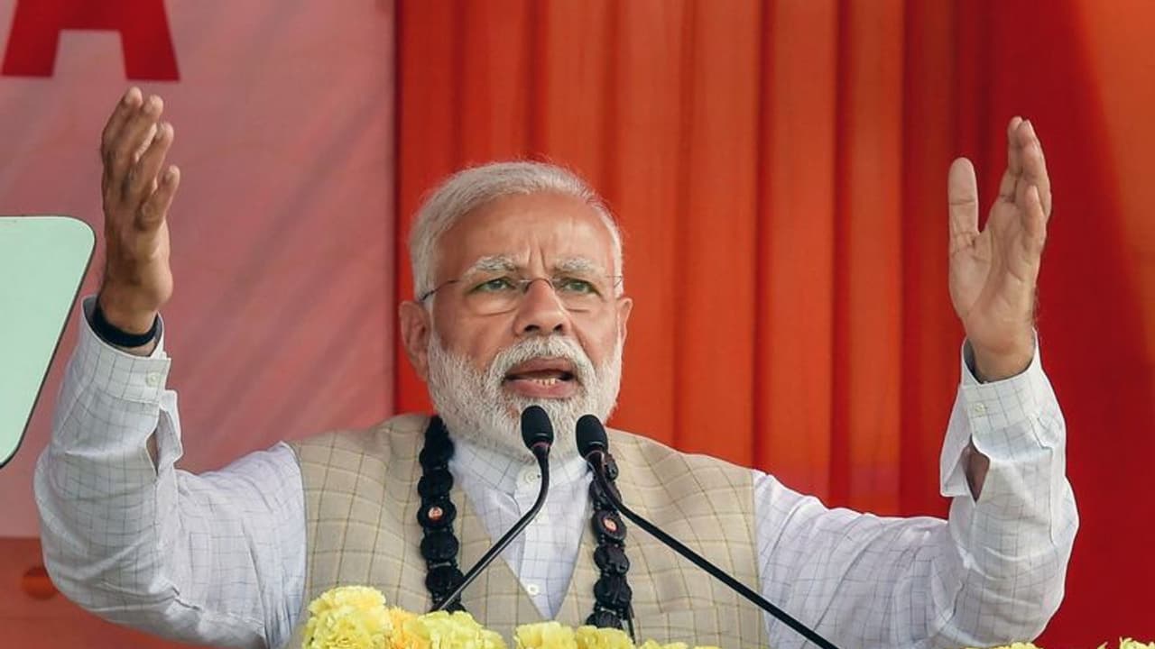 बंगाल में बदल रही सियासी फिजा! पीएम की रैली में उमड़ी भारी भीड़, छोटा पड़ गया मैदान