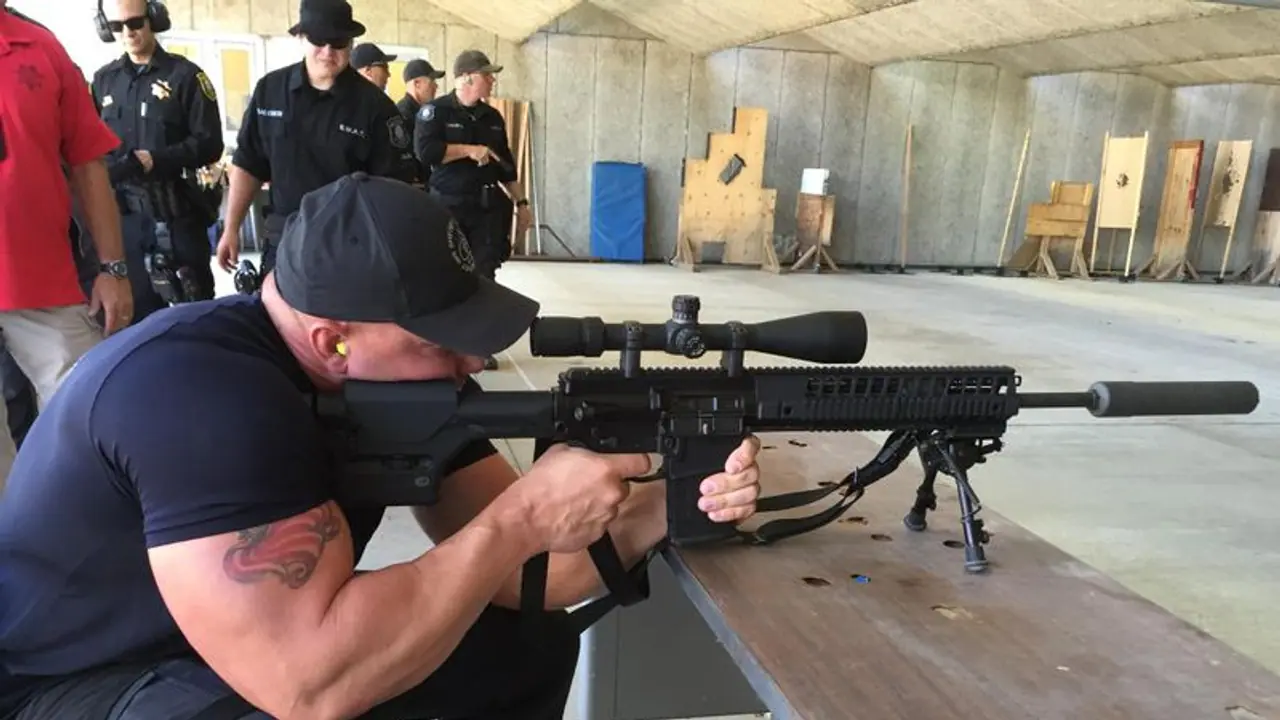 Defence ministry signs contract for  72,000 Sig Sauer rifles to replace INSAS