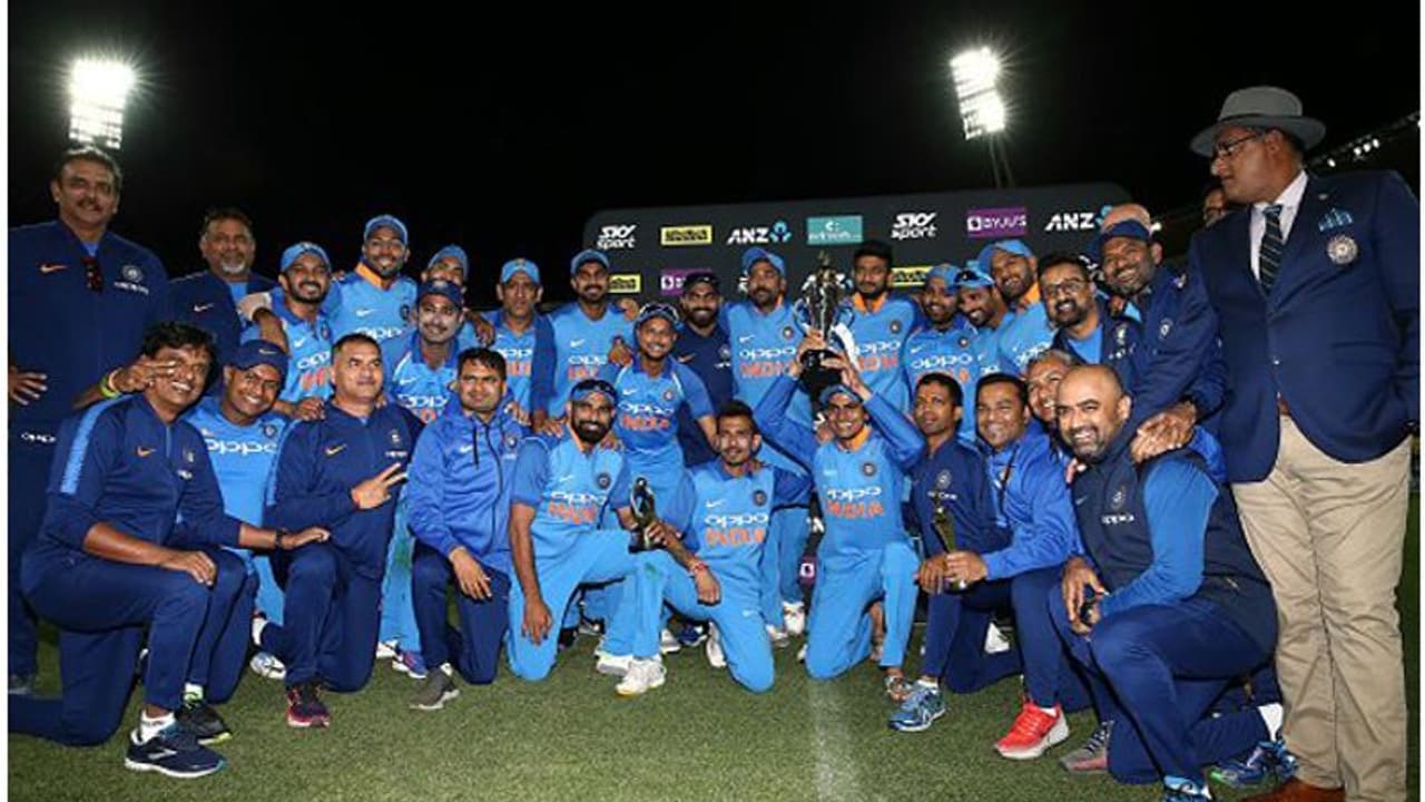 ಇಂಡೊ ಕಿವೀಸ್ ಸರಣಿಯಲ್ಲಿ ನಿರ್ಮಾಣವಾದ ಅಪರೂಪದ ದಾಖಲೆಗಳಿವು..! ಇಂಡೊ ಕಿವೀಸ್ ಸರಣಿಯಲ್ಲಿ ನಿರ್ಮಾಣವಾದ ಅಪರೂಪದ ದಾಖಲೆಗಳಿವು..!