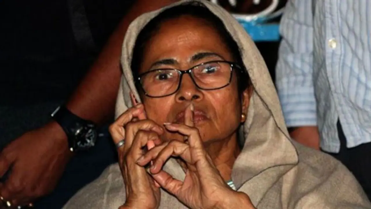 Mamata Banerjee’s tragicomedy: Brazen defence of chit fund scamsters of Bengal