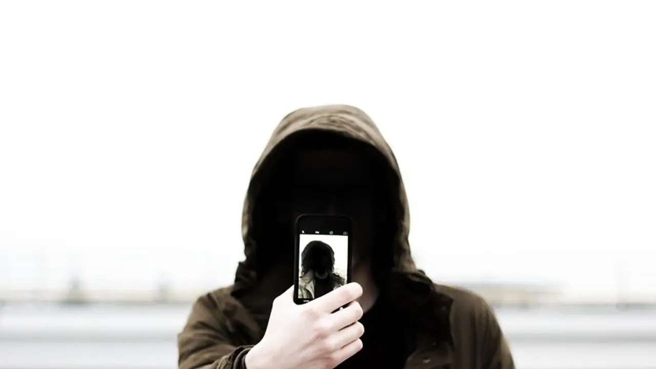 Beware! These beauty apps are stealing your data
