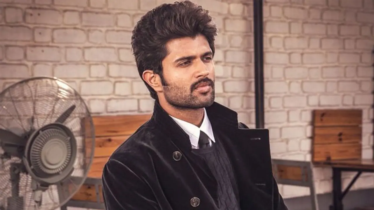 దేవరకొండ స్ట్రాటజీలు.. వర్కవుట్ అవుతాయా..? దేవరకొండ స్ట్రాటజీలు.. వర్కవుట్ అవుతాయా..?