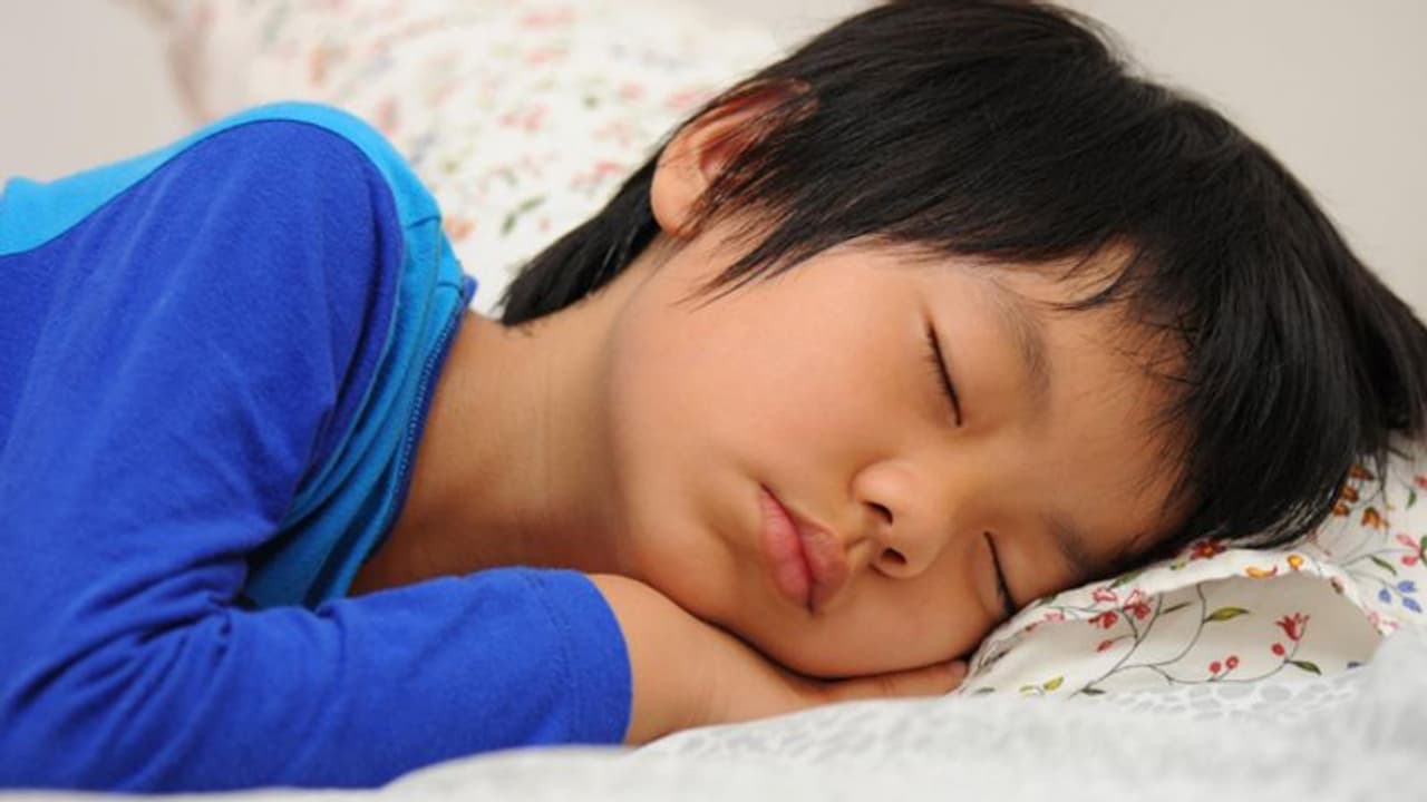 കുട്ടികള്ക്ക് നല്ല ഉറക്കം കിട്ടാൻ ഈ ഭക്ഷണം നൽകൂ കുട്ടികള്ക്ക് നല്ല ഉറക്കം കിട്ടാൻ ഈ ഭക്ഷണം നൽകൂ