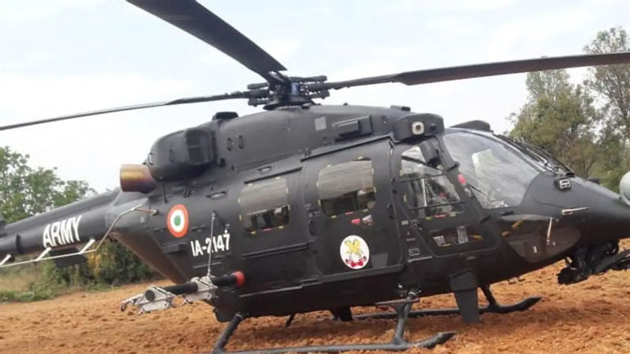 Army helicopter: কোনওক্রমে দুর্ঘটনা এড়াল সেনা হেলিকপ্টার