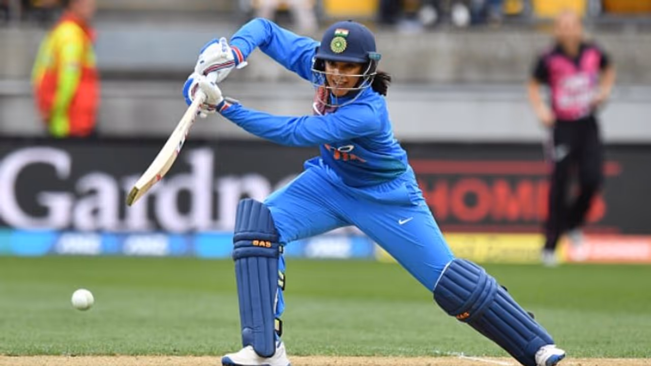 Smriti Mandhana’s record half century in vain as India women lose 1st T20I to New Zealand Smriti Mandhana’s record half century in vain as India women lose 1st T20I to New Zealand