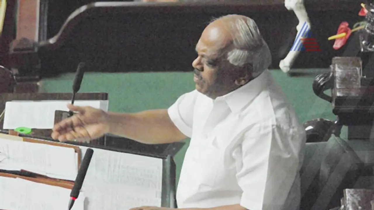 ಹೊಟ್ಟೆಗೇನ್ ತಿಂತೀರಾ? ಆರೋಪಗಳ ವಿರುದ್ಧ ಗುಡುಗಿದ ಸ್ಪೀಕರ್ ರಮೇಶ್ ಕುಮಾರ್