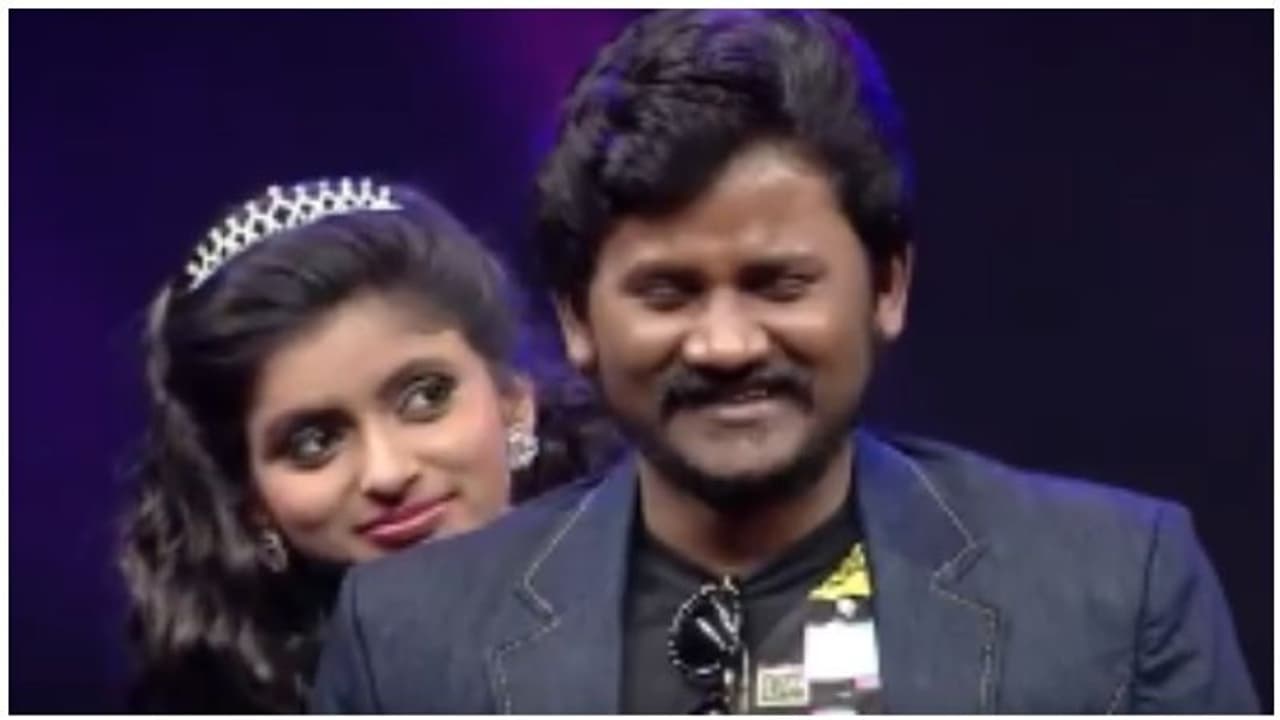 ஊருக்கே கறி விருந்து கொடுக்கும் செந்தில் கணேஷ் ராஜலட்சுமி ! என்ன விசேஷம் தெரியுமா? ஊருக்கே கறி விருந்து கொடுக்கும் செந்தில் கணேஷ் ராஜலட்சுமி ! என்ன விசேஷம் தெரியுமா?