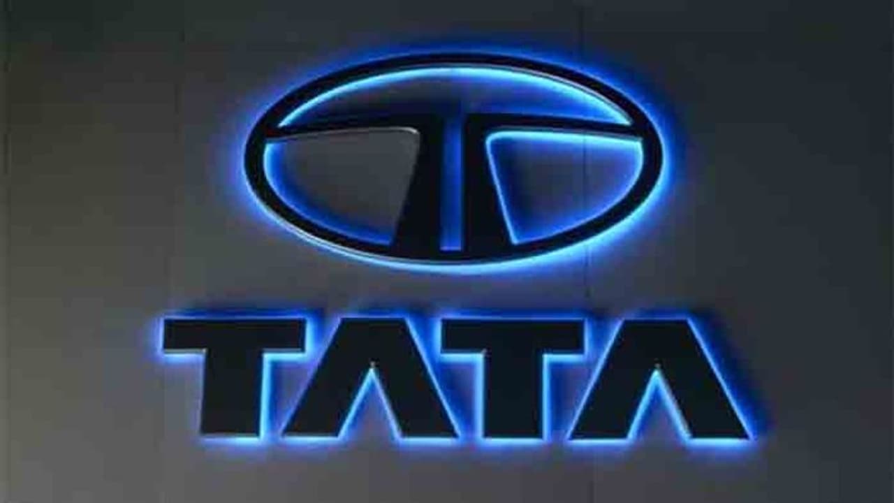 రూ.26,961 కోట్ల నష్టాల్లో టాటా మోటార్స్...వాటా అమ్మకానికి ప్రయత్నం రూ.26,961 కోట్ల నష్టాల్లో టాటా మోటార్స్...వాటా అమ్మకానికి ప్రయత్నం
