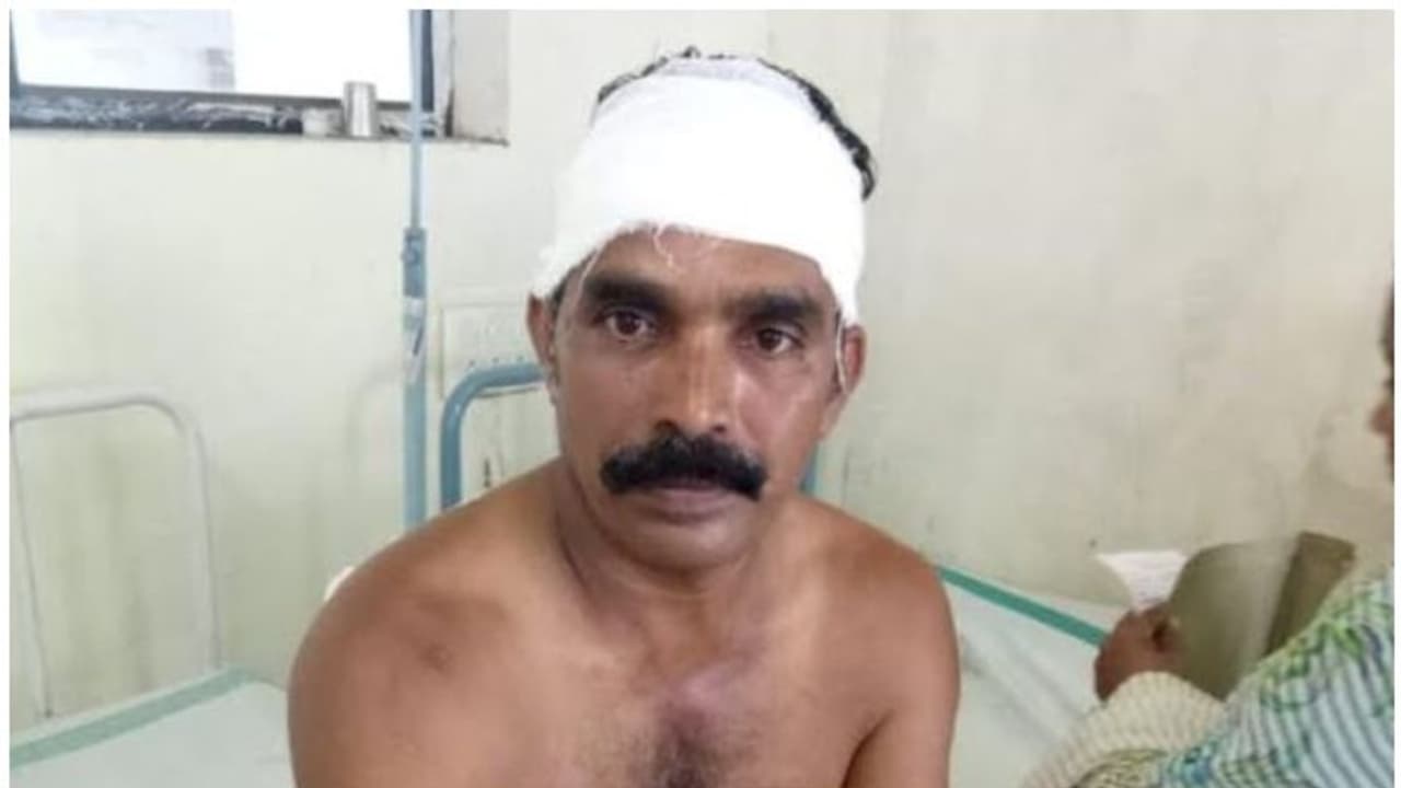 വാഹനം പാര്ക്ക് ചെയ്തതുമായി ബന്ധപ്പെട്ട് തര്ക്കം; അക്രമണത്തില് ഒരാള്ക്ക് പരിക്ക് വാഹനം പാര്ക്ക് ചെയ്തതുമായി ബന്ധപ്പെട്ട് തര്ക്കം; അക്രമണത്തില് ഒരാള്ക്ക് പരിക്ക്