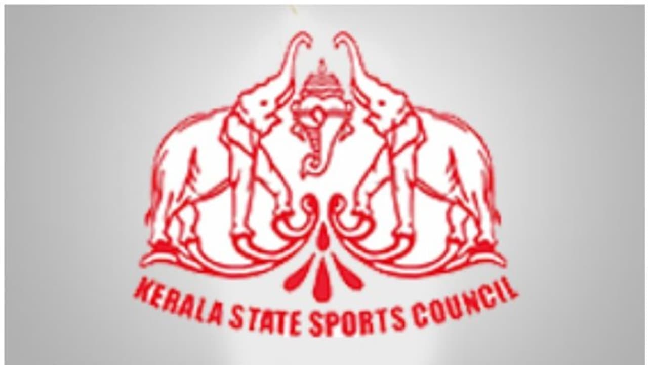 കണക്കുകളിൽ തട്ടിപ്പ് കാണിച്ച നാല് സ്പോ‍ര്‍ട്സ് കൗണ്‍സിൽ ജീവനക്കാര്‍ക്ക് സസ്പെൻഷൻ 