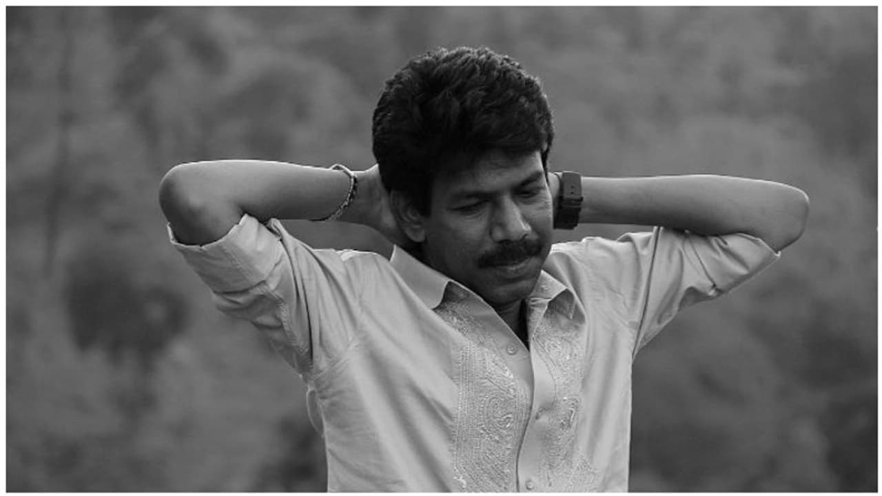 பாலா படத்தில் மீண்டும் இணைந்த மூன்று நடிகர்கள் யார்... யார்... தெரியுமா? பாலா படத்தில் மீண்டும் இணைந்த மூன்று நடிகர்கள் யார்... யார்... தெரியுமா?