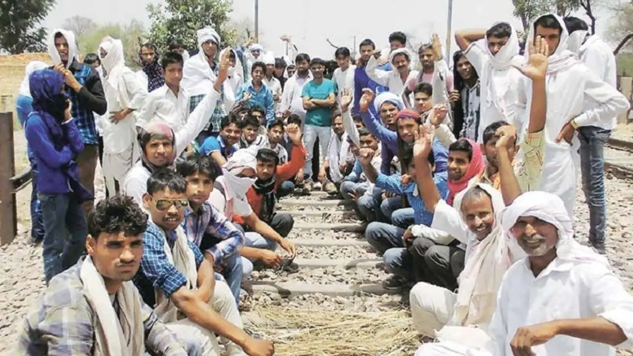 गुर्जर आरक्षण आंदोलन के कारण आज फिर रद्द हुईं 26 ट्रेनें, 26 डायवर्ट