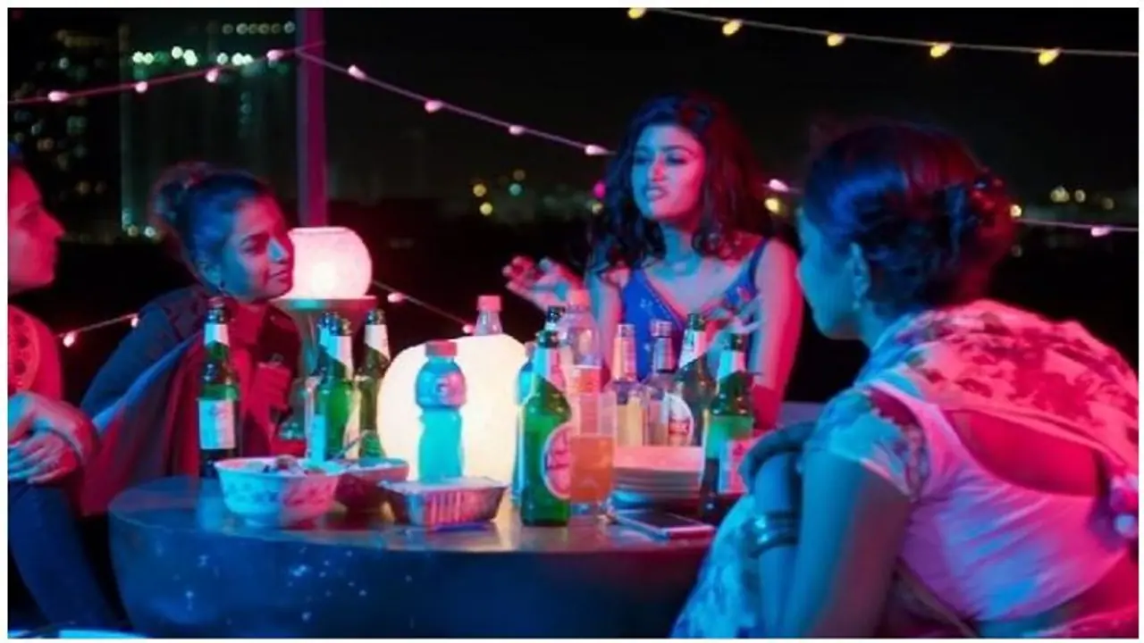 ஒன்பது ஆண்டுகளுக்குப் பின் மலையாளப் படத்தில் ஒப்பந்தமான ஓவியா சேச்சி... ஒன்பது ஆண்டுகளுக்குப் பின் மலையாளப் படத்தில் ஒப்பந்தமான ஓவியா சேச்சி...