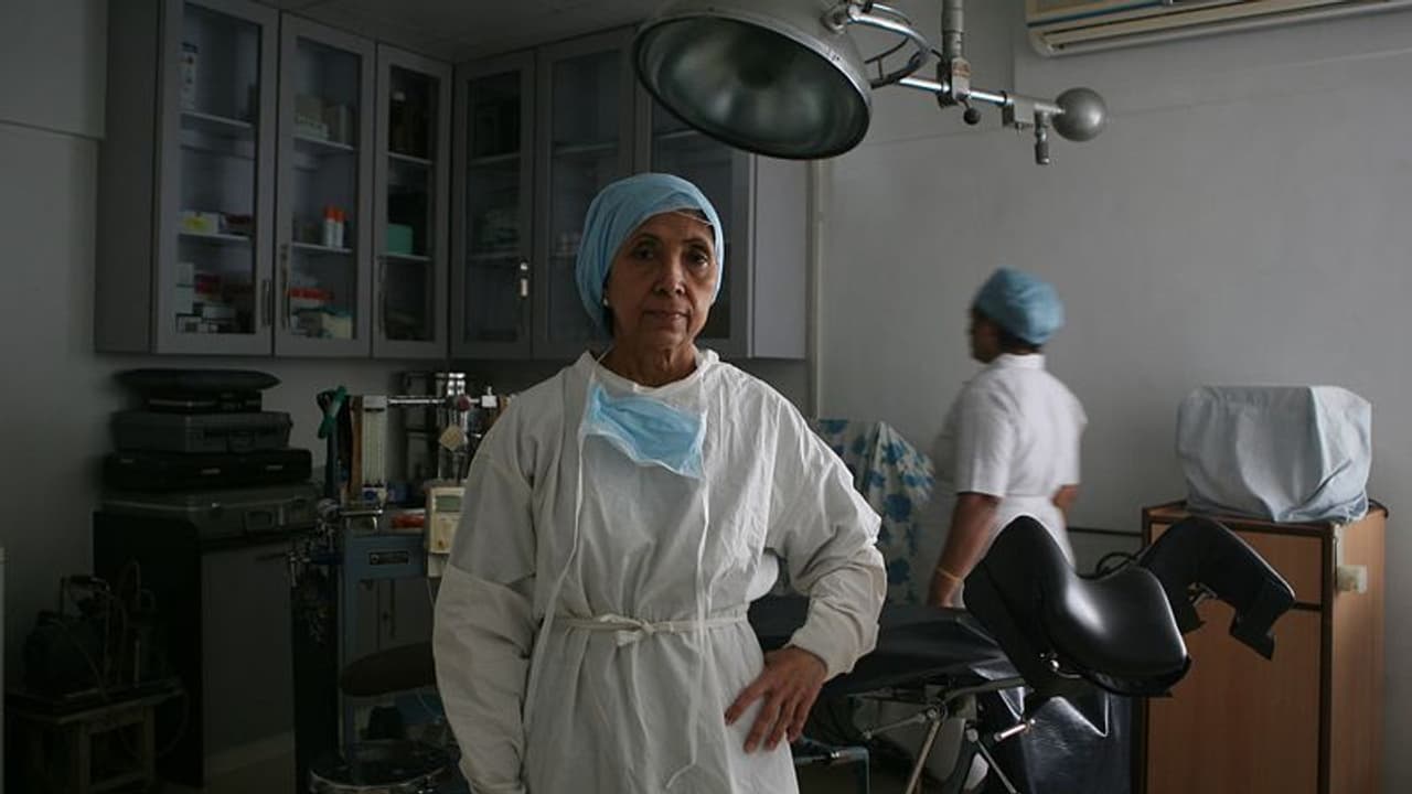 করোনা আক্রান্ত হলে বেসরকারি হাসপাতালে যাবেন ভাবছেন, জেনে নিন খরচ কত পড়ছে করোনা আক্রান্ত হলে বেসরকারি হাসপাতালে যাবেন ভাবছেন, জেনে নিন খরচ কত পড়ছে