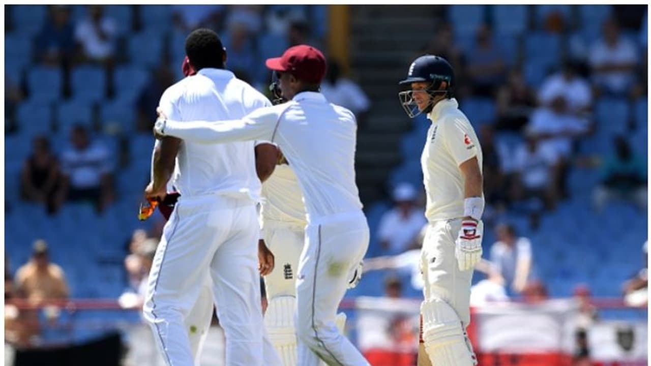 ടെസ്റ്റിന് ചൂടുപിടിപ്പിച്ച് ഗബ്രിയേല്; സ്വവര്ഗാനുരാഗിയാകുന്നതില് തെറ്റില്ലെന്ന് റൂട്ടിന്റെ മറുപടി ടെസ്റ്റിന് ചൂടുപിടിപ്പിച്ച് ഗബ്രിയേല്; സ്വവര്ഗാനുരാഗിയാകുന്നതില് തെറ്റില്ലെന്ന് റൂട്ടിന്റെ മറുപടി