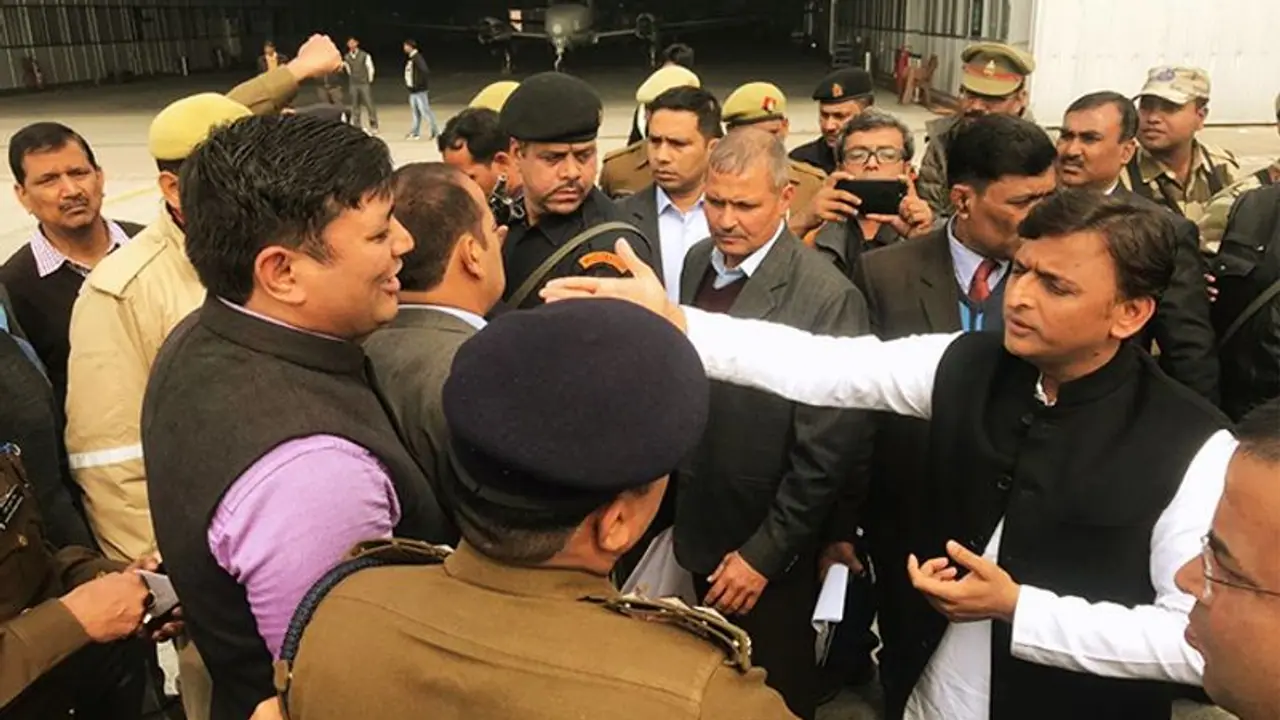 Allahabad University fears ruckus; Akhilesh Yadav stopped at airport Allahabad University fears ruckus; Akhilesh Yadav stopped at airport