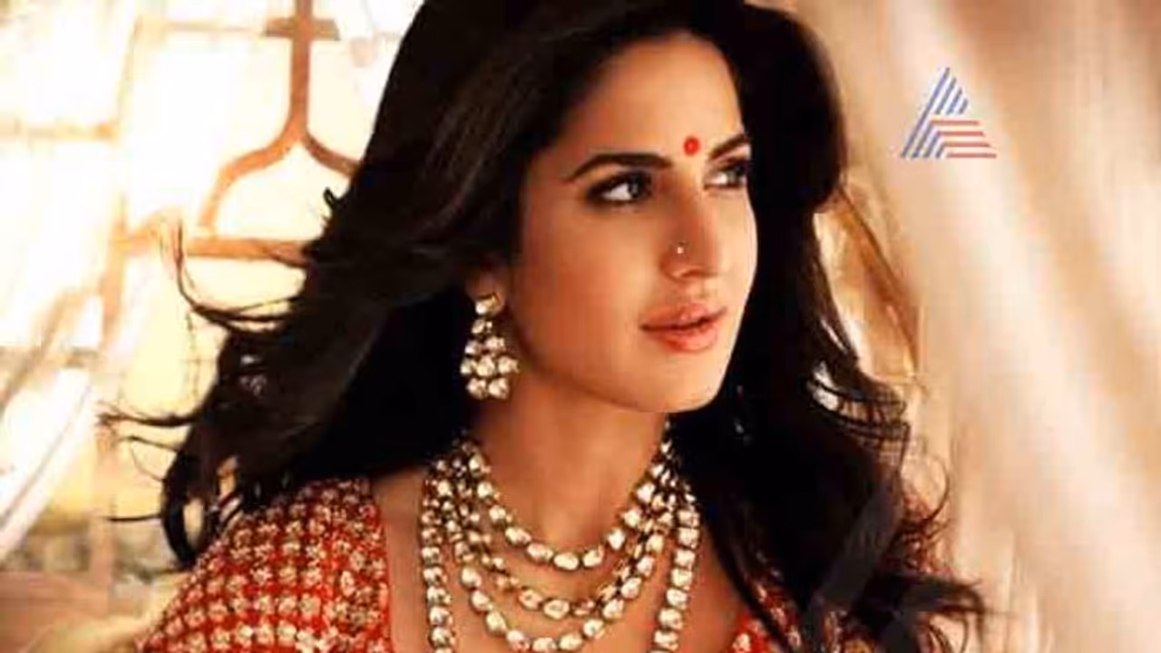 ಶೀಲಾ ಕೀ ಜವಾನಿ ಮದ್ವೆಯಾಗ್ಬೇಕಂತೆ! ಯಾರಾದ್ರೂ ಇದೀರಾ ಇಲ್ಲಿ!