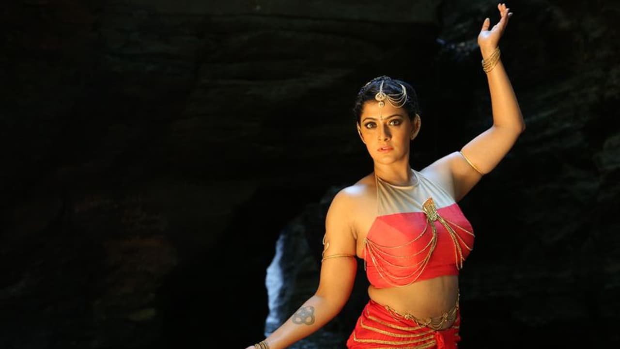 మే 10న"నాగకన్య'' గ్రాండ్ రిలీజ్ మే 10న"నాగకన్య'' గ్రాండ్ రిలీజ్