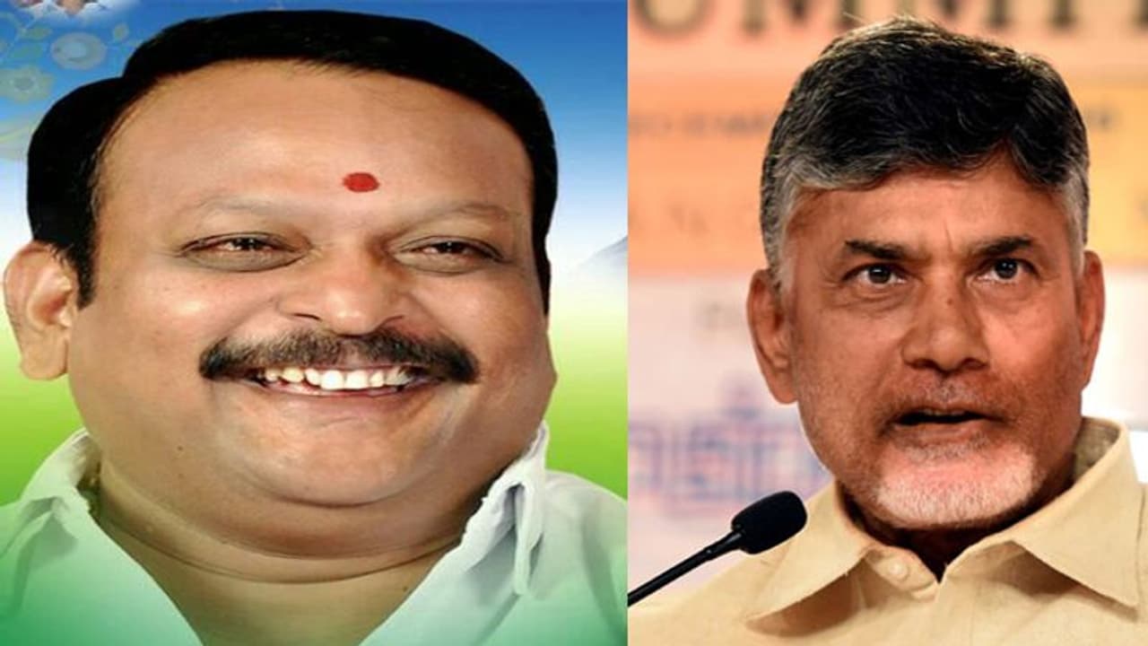 విజయనగరం కోటలో మళ్లీ బాబు మంత్రాంగం.. అప్పట్లో ఎన్టీఆర్కు వెన్నుపోటు, ఈసారి ఎవరో : కోలగట్ల వ్యాఖ్యలు విజయనగరం కోటలో మళ్లీ బాబు మంత్రాంగం.. అప్పట్లో ఎన్టీఆర్కు వెన్నుపోటు, ఈసారి ఎవరో : కోలగట్ల వ్యాఖ్యలు