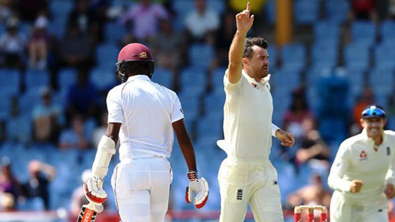 ഇംഗ്ലണ്ടിനെതിരെ മൂന്നാം ടെസ്റ്റില് വിന്ഡീസിന് കൂറ്റന് വിജയലക്ഷ്യം ഇംഗ്ലണ്ടിനെതിരെ മൂന്നാം ടെസ്റ്റില് വിന്ഡീസിന് കൂറ്റന് വിജയലക്ഷ്യം