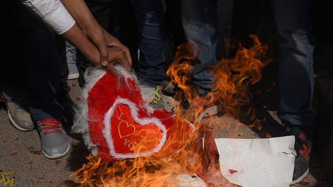 Intolerant land of Kama and Rati? 7 times nation was shamed on Valentine's Day