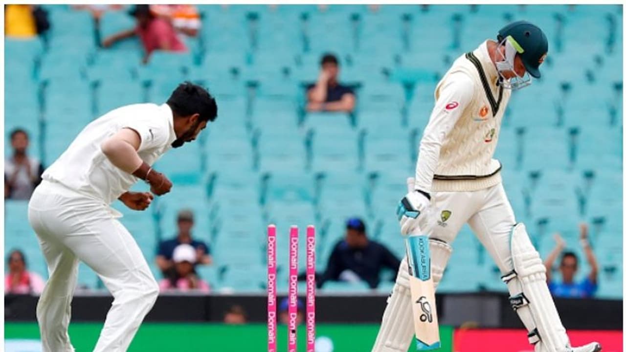 മരണ യോര്ക്കറുകള്ക്ക് പിന്നിലെ ആ രഹസ്യം വെളിപ്പെടുത്തി ബുംറ മരണ യോര്ക്കറുകള്ക്ക് പിന്നിലെ ആ രഹസ്യം വെളിപ്പെടുത്തി ബുംറ