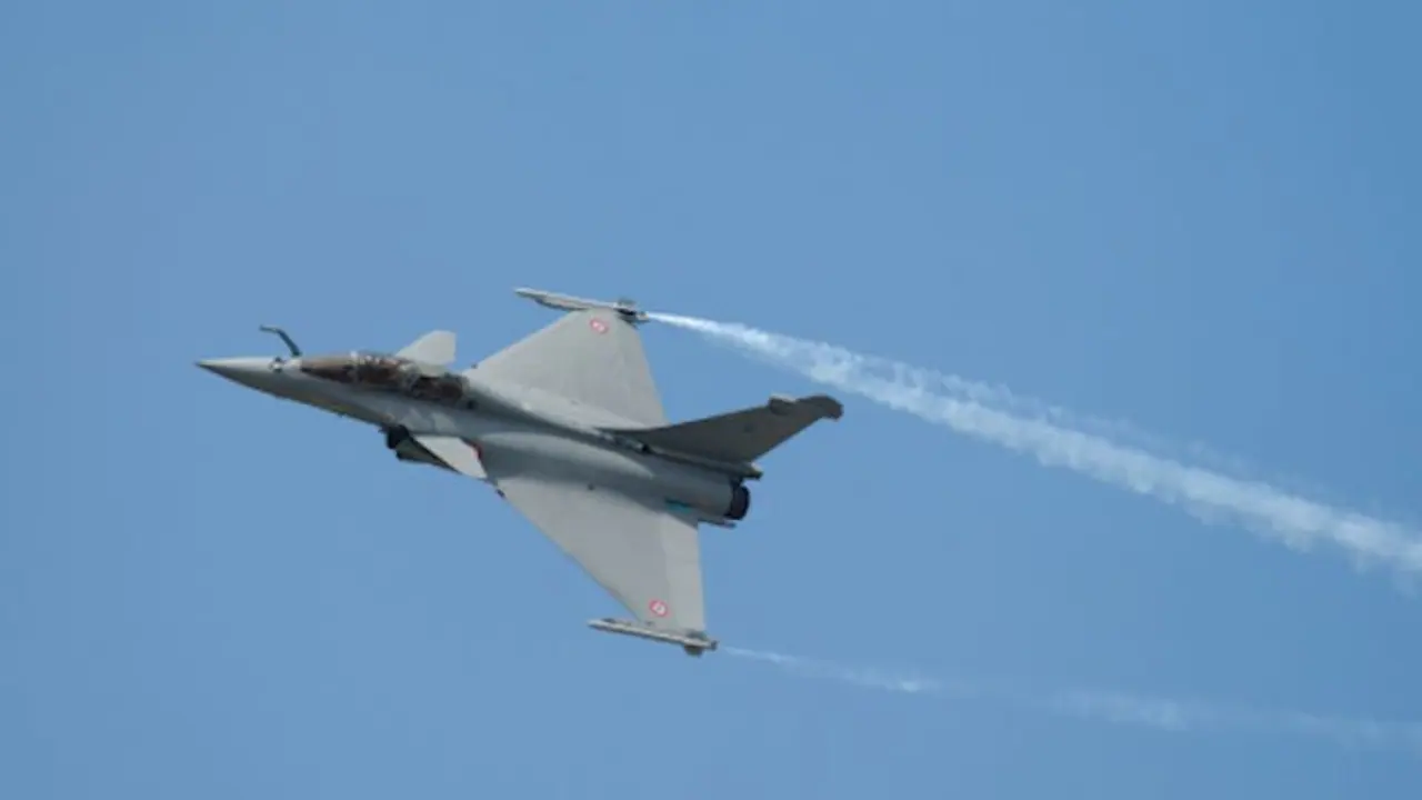 Supreme Court accepts controversial Hindu report as Bhushan's evidence against Rafale deal