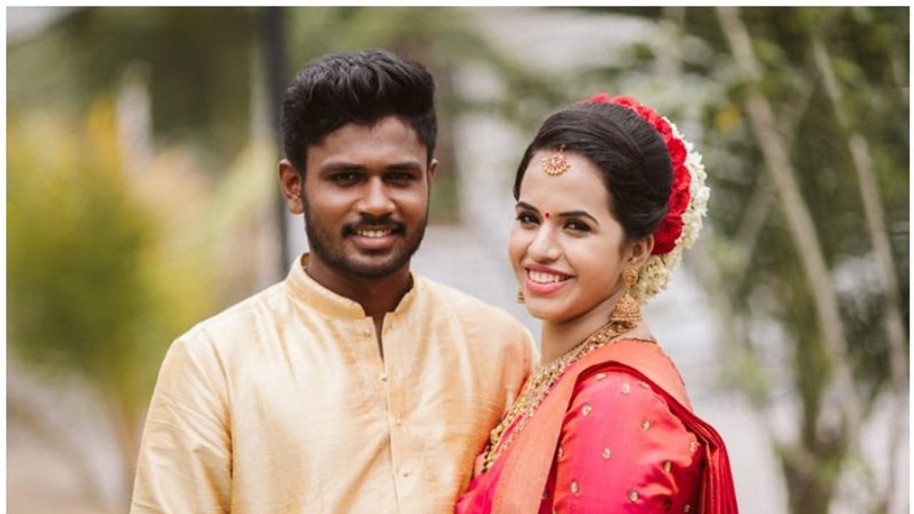 പ്രണയദിനത്തില് സഞ്ജുവിന്റെ 6 വര്ഷ ചലഞ്ച്; വാലന്റൈന്സ് ഡേ ആശംസ വൈറല് പ്രണയദിനത്തില് സഞ്ജുവിന്റെ 6 വര്ഷ ചലഞ്ച്; വാലന്റൈന്സ് ഡേ ആശംസ വൈറല്