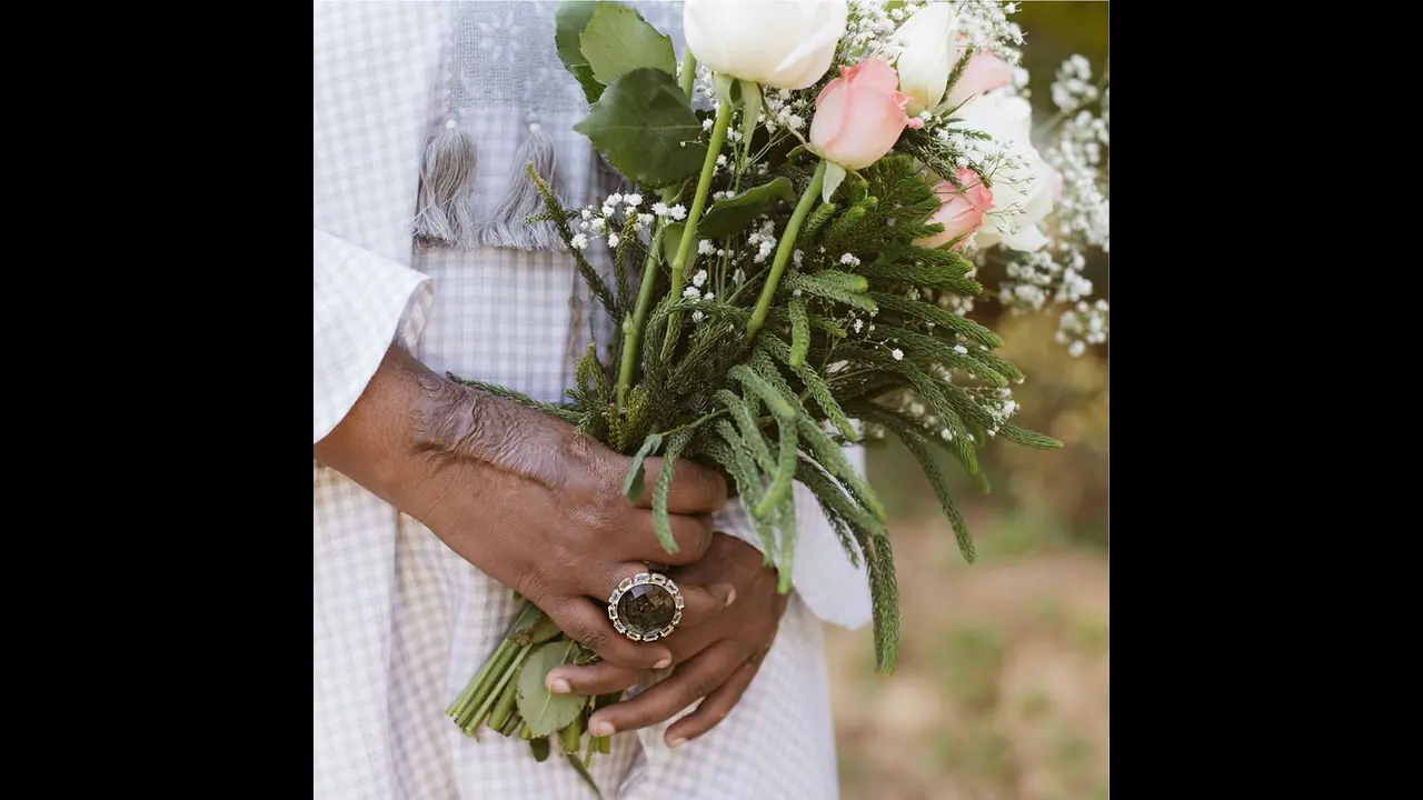 Valentine's Day: These acid attack survivors celebrate love right, will leave you saying Make Love, Not Scars Valentine's Day: These acid attack survivors celebrate love right, will leave you saying Make Love, Not Scars