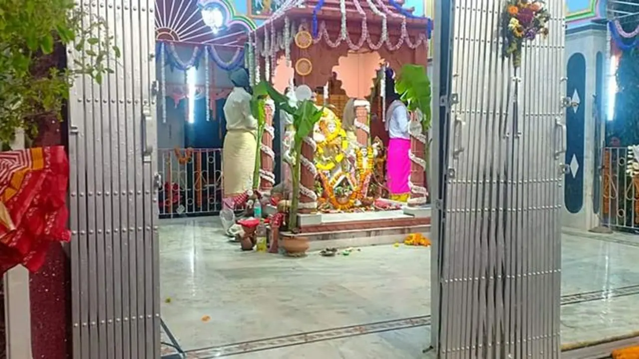 Bengal Police attack Hindu temple in the name of implementing loudspeaker ban