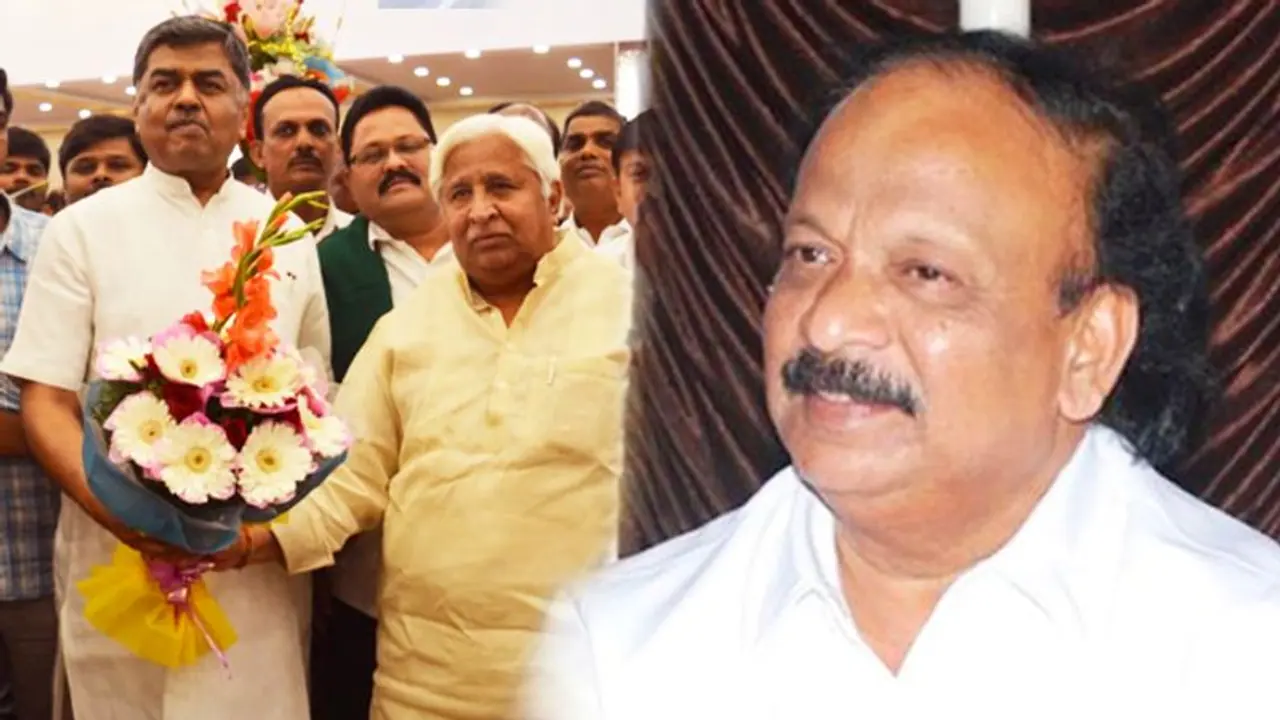 BK Hariprasad’s dinner politics: Top Congressmen flock to Palace Grounds; Baig and others likely to miss out on Bengaluru Central seat BK Hariprasad’s dinner politics: Top Congressmen flock to Palace Grounds; Baig and others likely to miss out on Bengaluru Central seat
