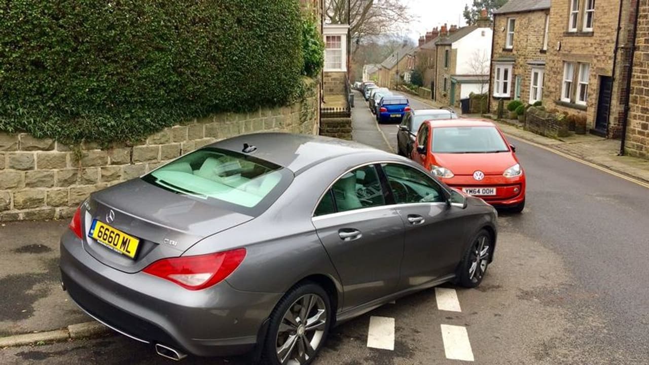 ಮನೆ ಮುಂದೆ ಕಾರು ನಿಲ್ಲಿಸಿದರೂ ನೀಡಬೇಕು ಪಾರ್ಕಿಂಗ್ ಚಾರ್ಚ್!