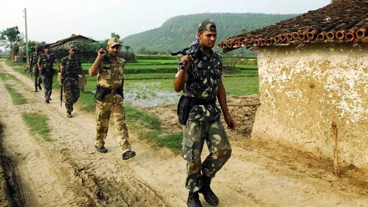 पुलवामा में फिदायीन हमले का निशाना बनने के बाद भी सीआरपीएफ ने पेश की मानवता की मिसाल