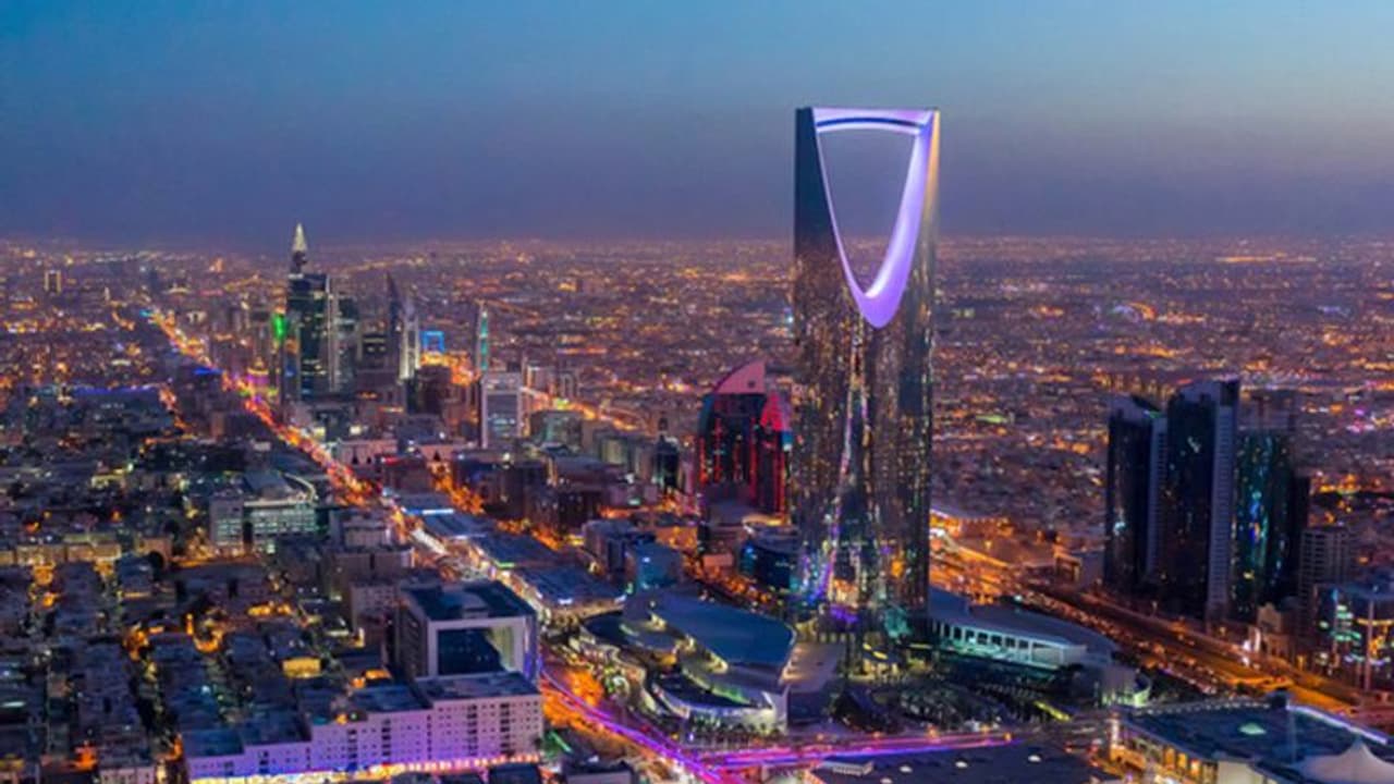 സൗദിയിൽ വിദേശികളായ എൻജിനീയർമാരുടെ എണ്ണം കുറയുന്നു