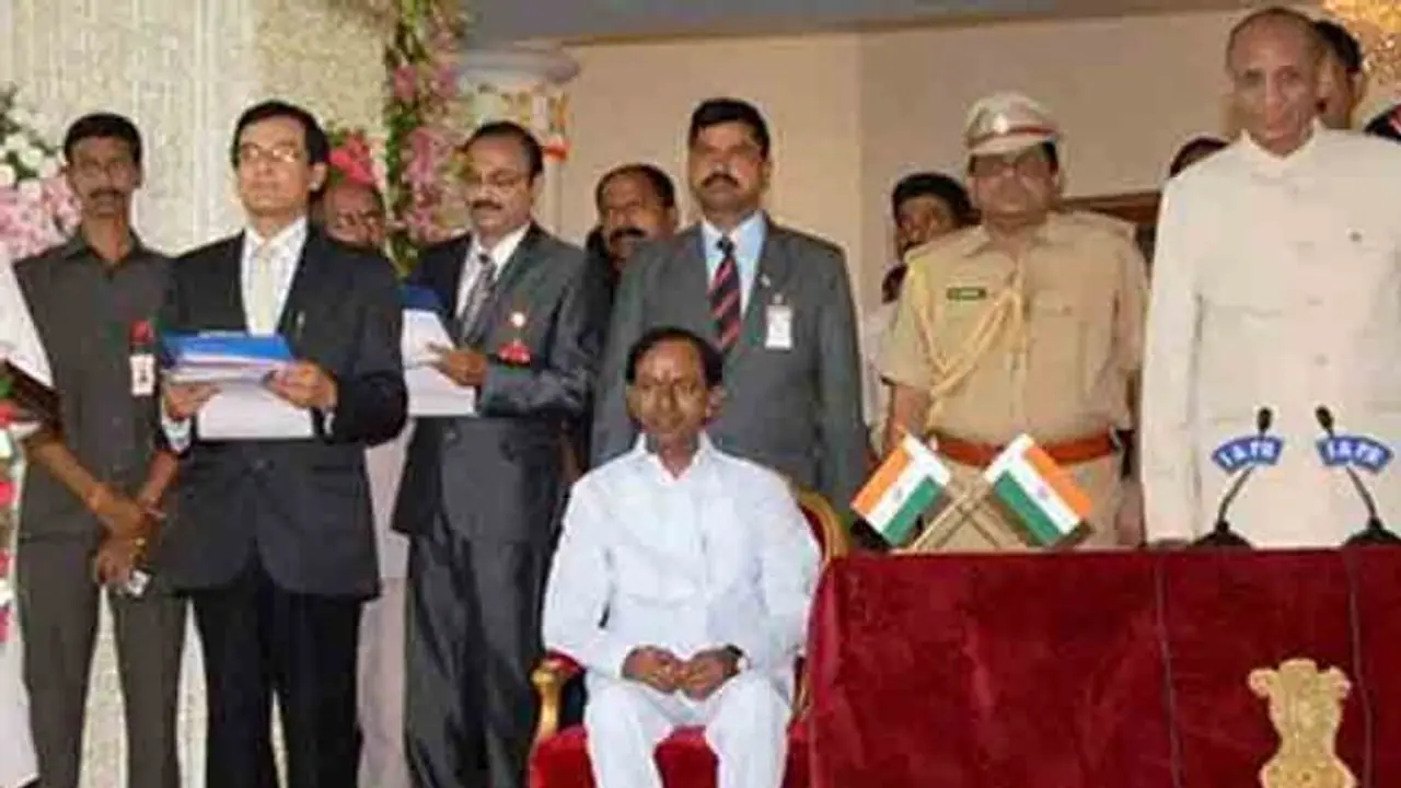 ఆ ఇద్దరికీ తొలిసారే మంత్రి పదవులు ఆ ఇద్దరికీ తొలిసారే మంత్రి పదవులు