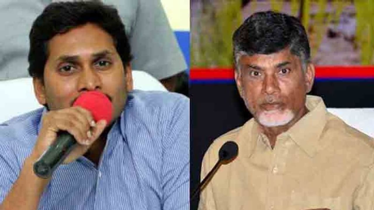 సీఎం సభలో రైతు మృతి: చంద్రబాబే కారణం, జగన్ ట్వీట్ సీఎం సభలో రైతు మృతి: చంద్రబాబే కారణం, జగన్ ట్వీట్
