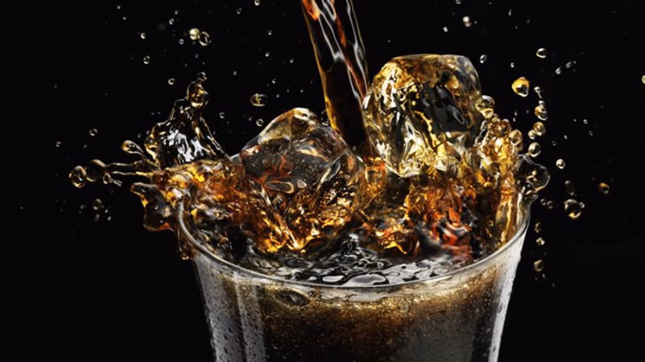 ഡയറ്റ് സോഡ കുടിച്ചാൽ ഈ രോ​ഗങ്ങൾ പിടിപെടാം