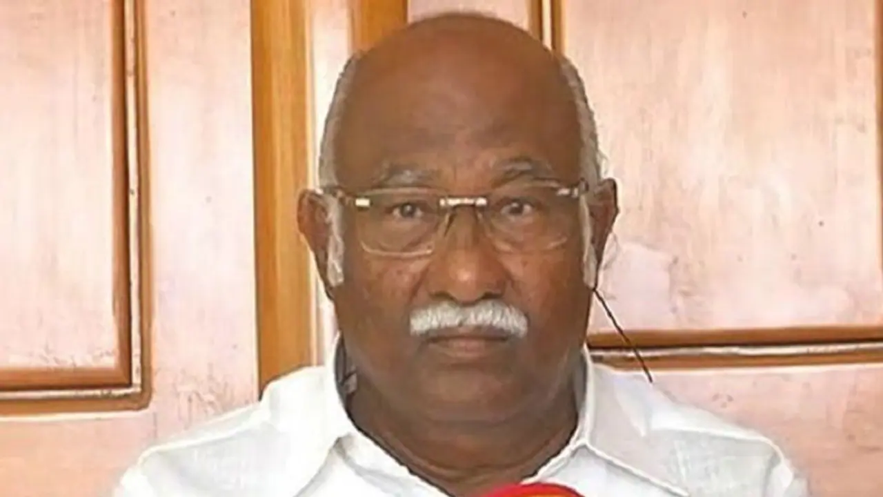 சட்டப்பேரவை தேர்தலில் அதிமுக தோல்விக்கு இது தான் காரணம்.. முன்னாள் எம்.பி. அன்வர் ராஜா..! சட்டப்பேரவை தேர்தலில் அதிமுக தோல்விக்கு இது தான் காரணம்.. முன்னாள் எம்.பி. அன்வர் ராஜா..!