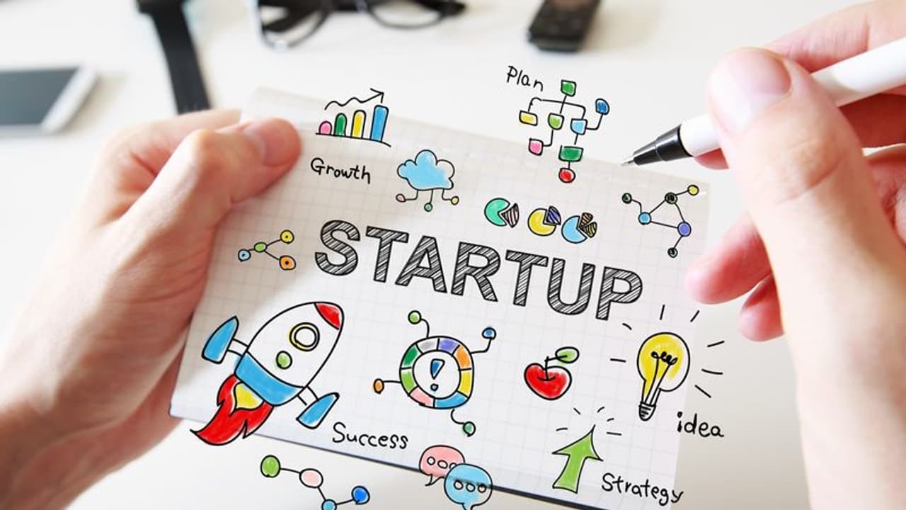 നാഷണൽ ഡീപ് ടെക് സ്റ്റാർട്ടപ്പ് കോൺക്ലേവ് നാളെ കൊച്ചിയില് തുടങ്ങും: പ്രതീക്ഷയോടെ സംരംഭകര് നാഷണൽ ഡീപ് ടെക് സ്റ്റാർട്ടപ്പ് കോൺക്ലേവ് നാളെ കൊച്ചിയില് തുടങ്ങും: പ്രതീക്ഷയോടെ സംരംഭകര്